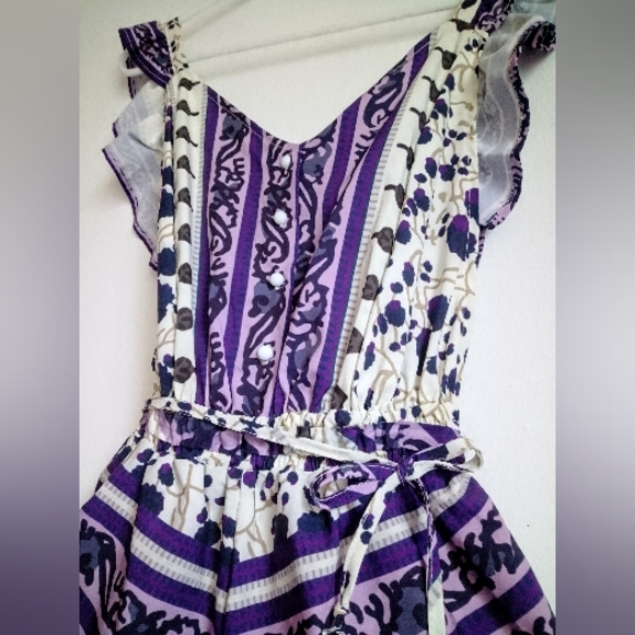 NWT Girls floral romper - Picture 2 of 3